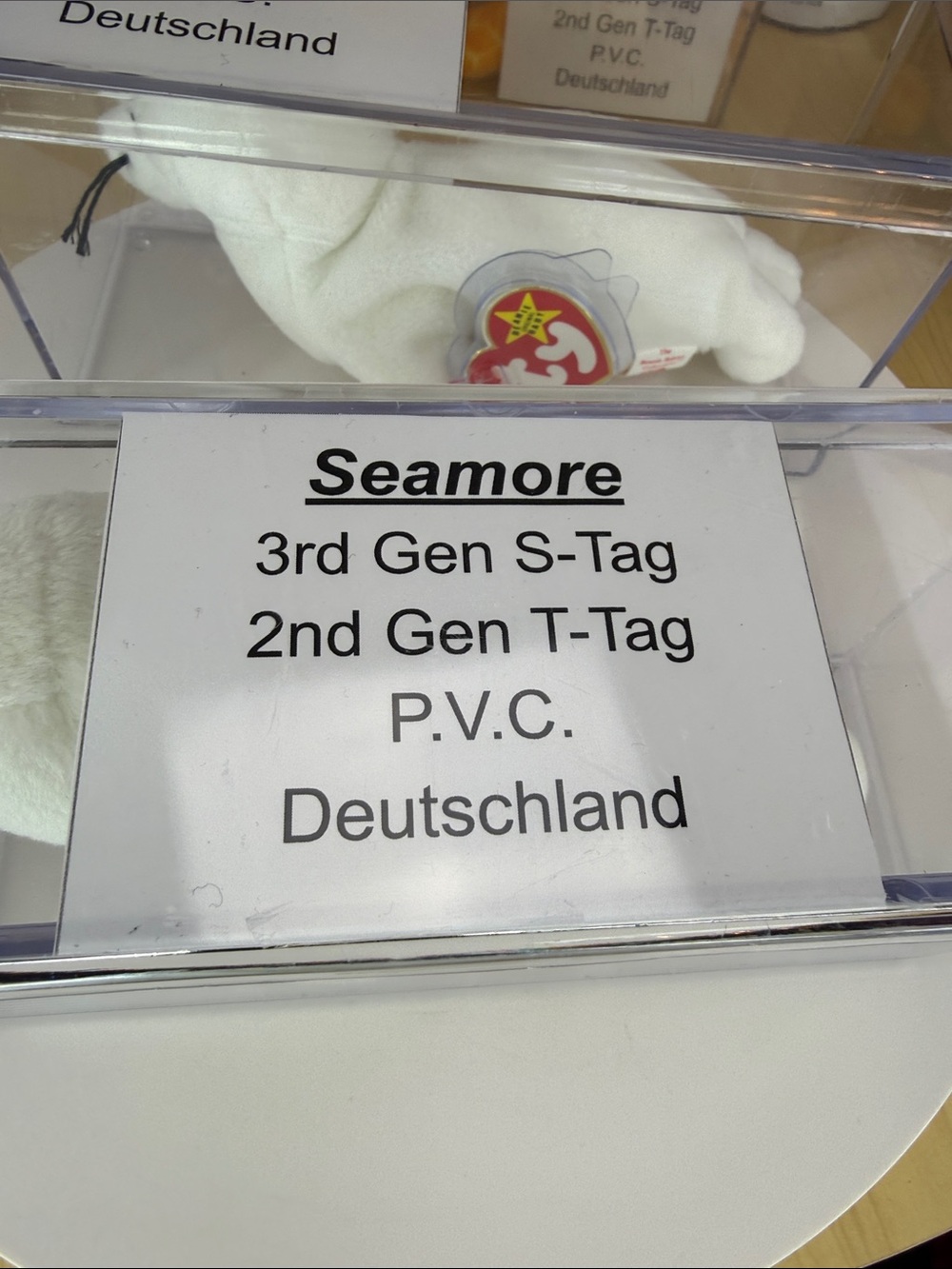 💥MWMT 3rd Gen & 4th Gen - SEAMORE BUNDLE W/ DISPLAY CASES - Picture 3 of 9